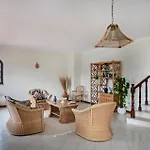 Casa Palmeiras By Vila