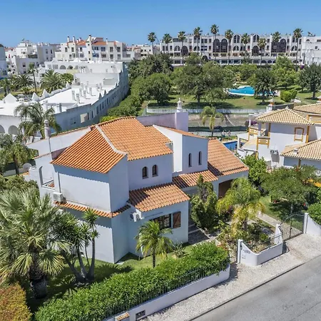Casa Palmeiras By Villa